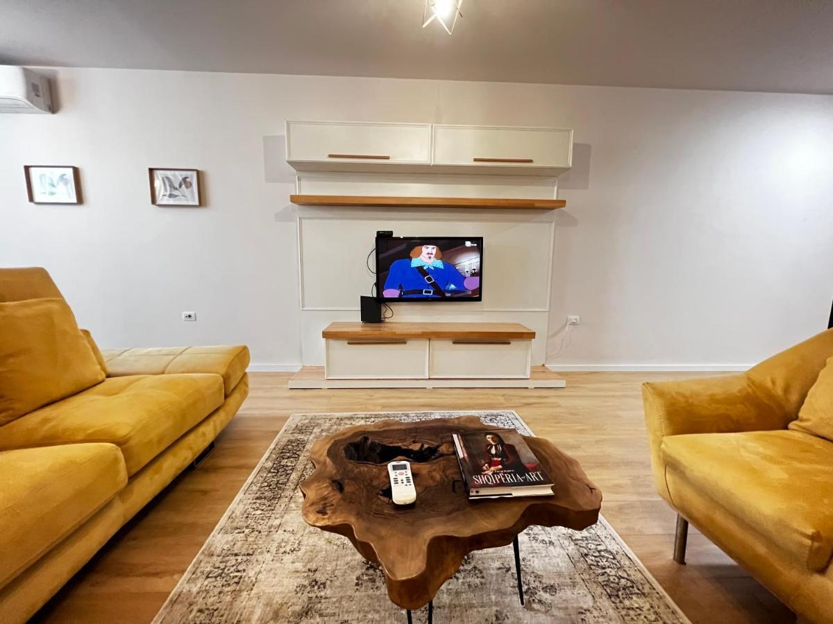 Tirana Main Square Apartment Екстериор снимка