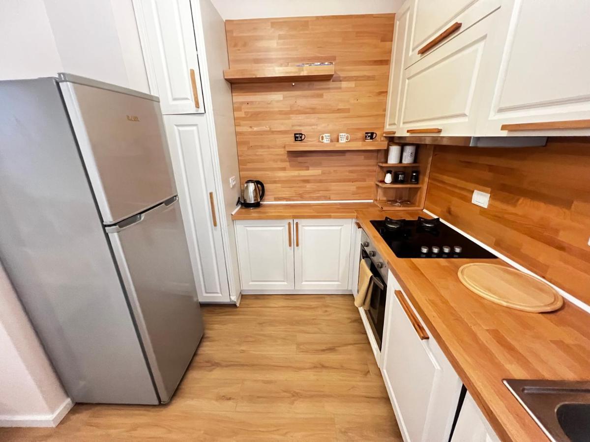 Tirana Main Square Apartment Екстериор снимка