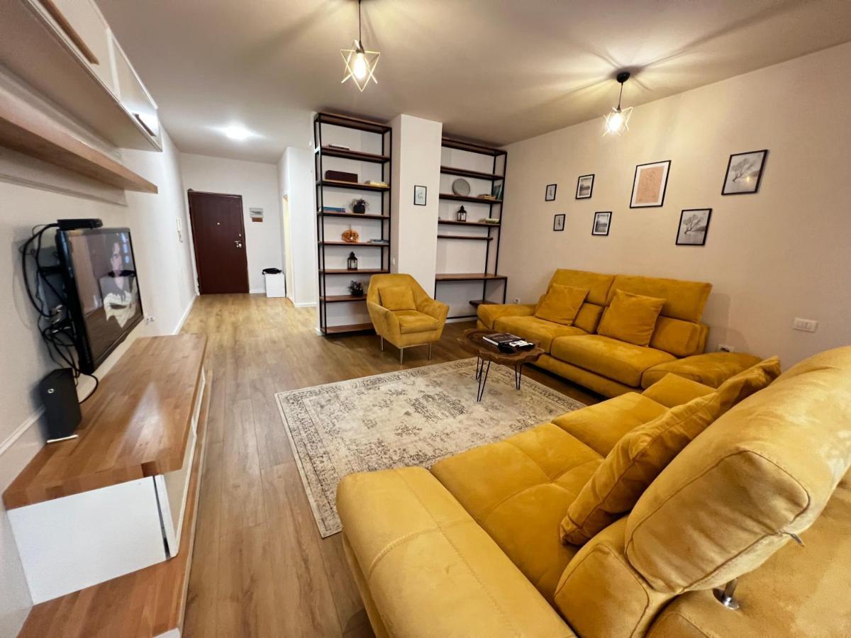 Tirana Main Square Apartment Екстериор снимка
