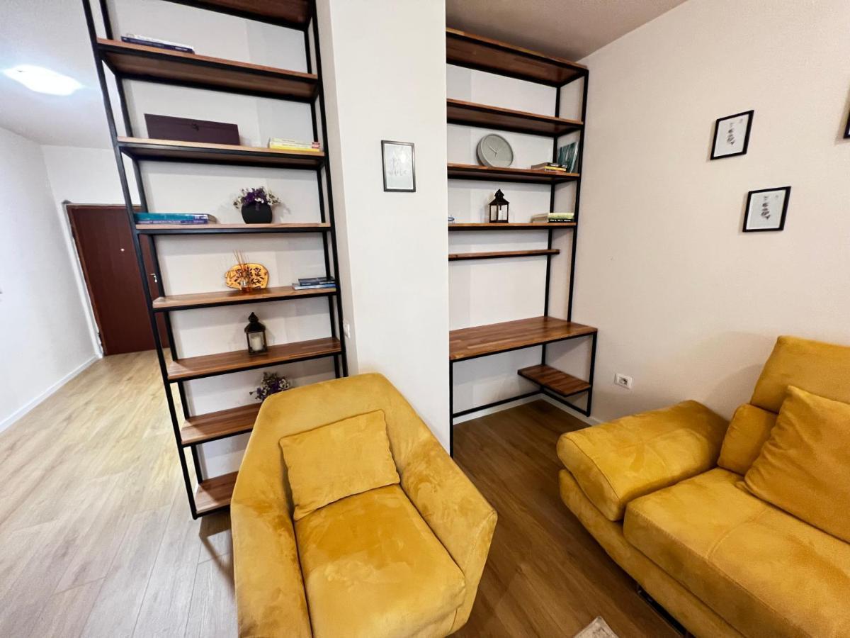 Tirana Main Square Apartment Екстериор снимка