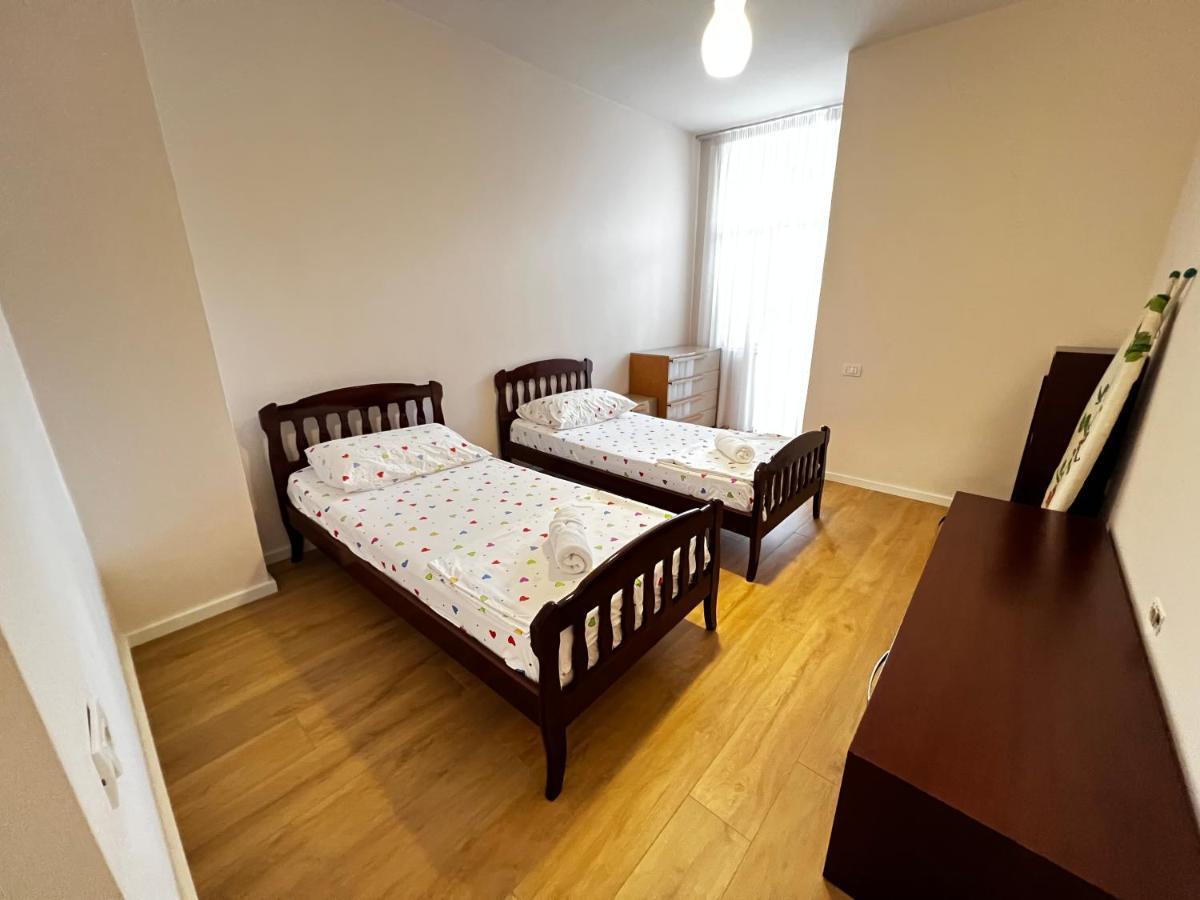 Tirana Main Square Apartment Екстериор снимка
